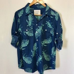 🍍 Pineapple Button Down Hawaiian Style Shirt 🌺